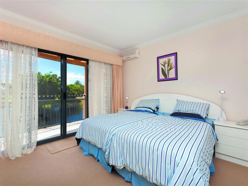 32 Lake Hills, 117 Palm Meadows Drive, Carrara QLD 4211