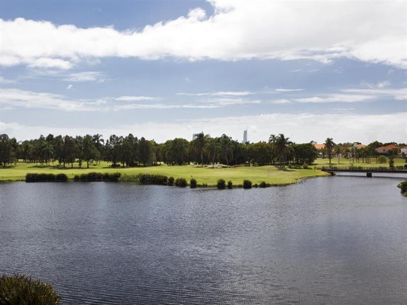 32 Lake Hills, 117 Palm Meadows Drive, Carrara QLD 4211