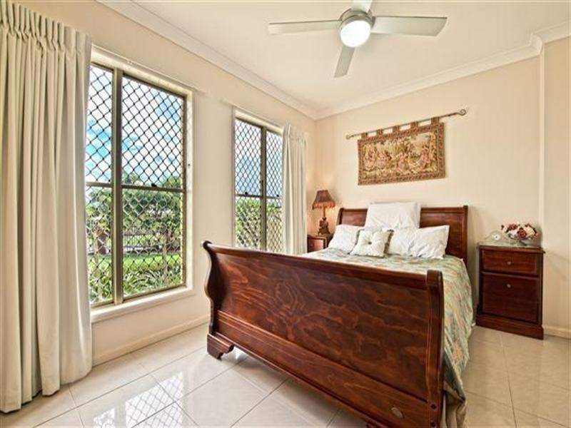 7 Royal View Close, Burleigh Heads QLD 4220