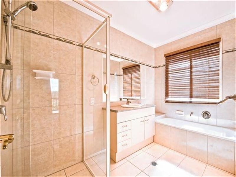 7 Royal View Close, Burleigh Heads QLD 4220