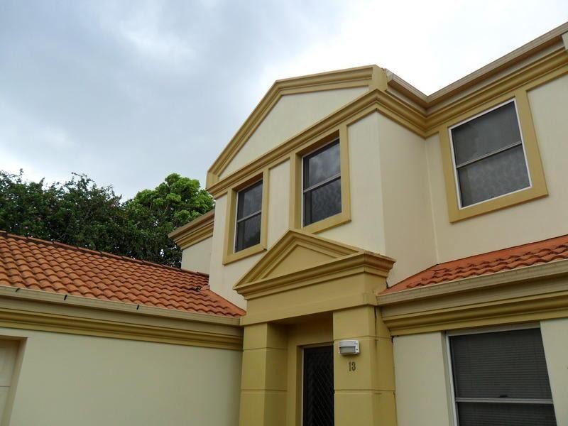 99 Heeb Street, Ashmore QLD 4214