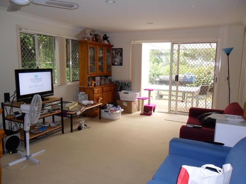 99 Heeb Street, Ashmore QLD 4214