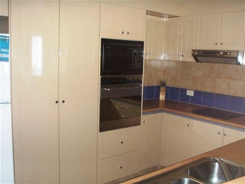 5 Palm Avenue, Surfers Paradise QLD 4217