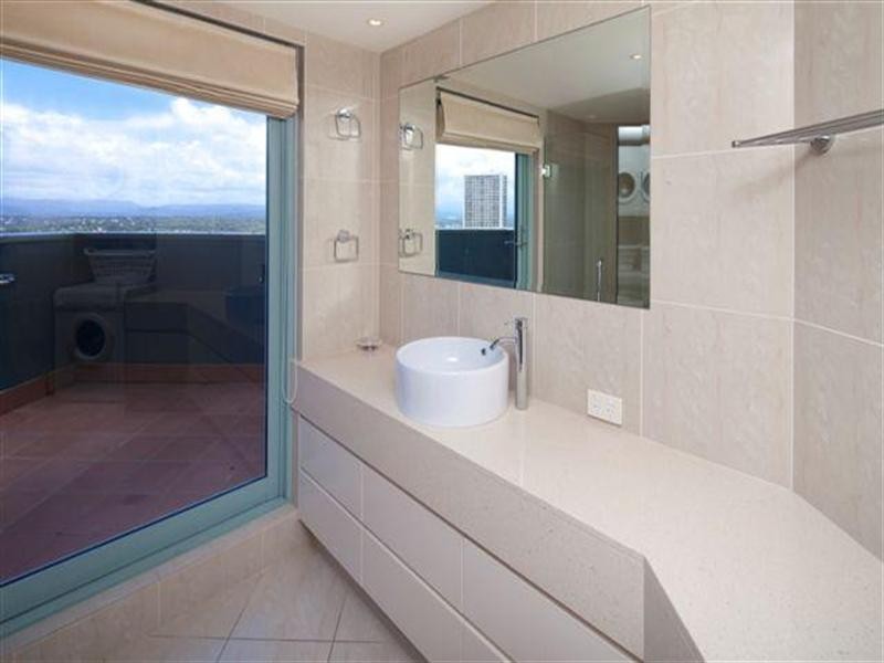 3482 Main Beach Parade, Main Beach QLD 4217