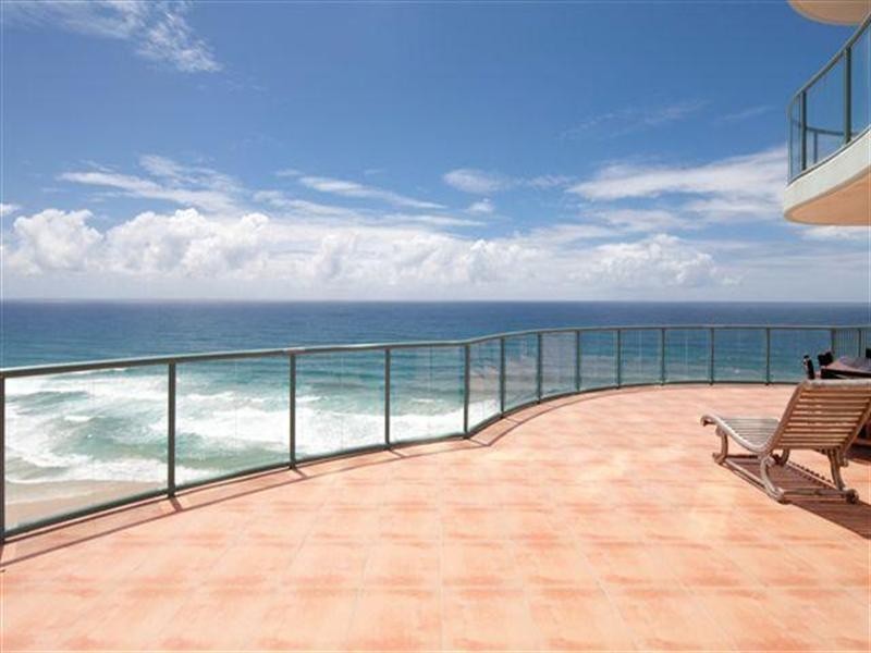 3482 Main Beach Parade, Main Beach QLD 4217