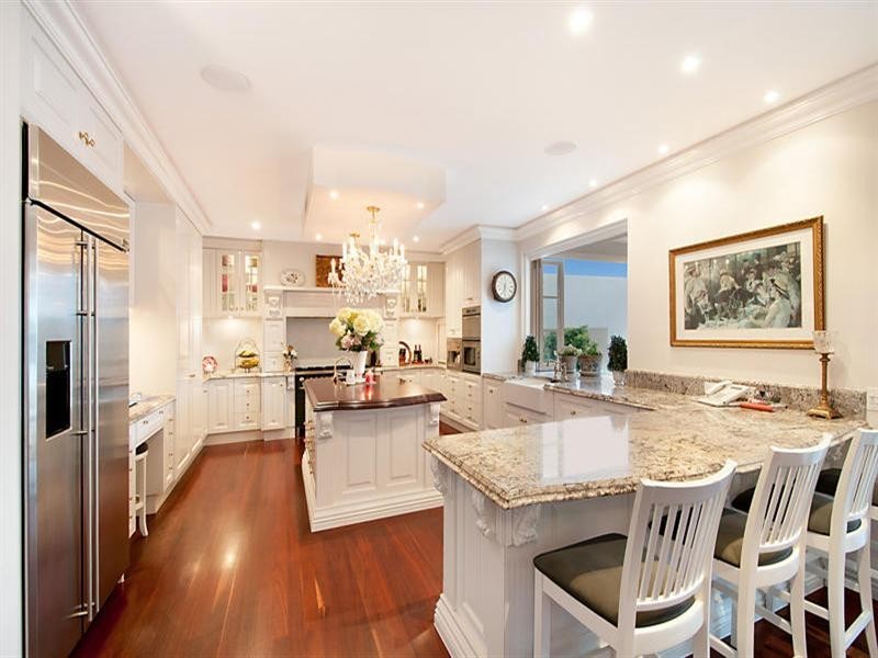 Broadbeach Waters QLD 4218