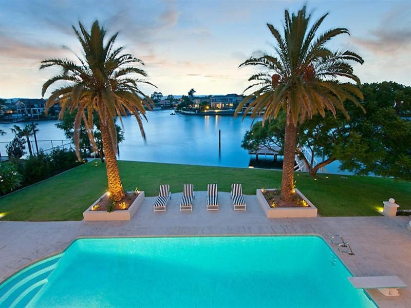 Broadbeach Waters QLD 4218