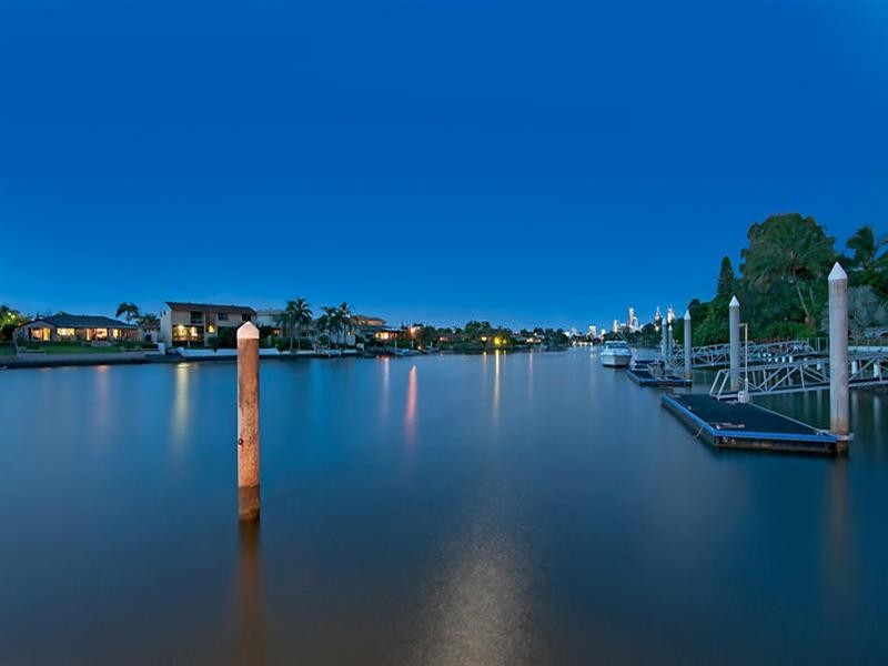 Broadbeach Waters QLD 4218