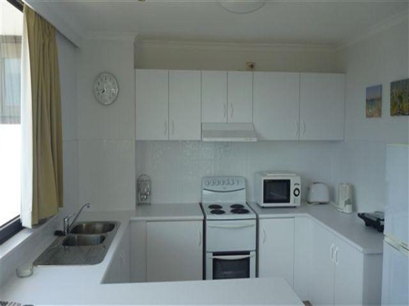 43 Enderley Avenue, Surfers Paradise QLD 4217