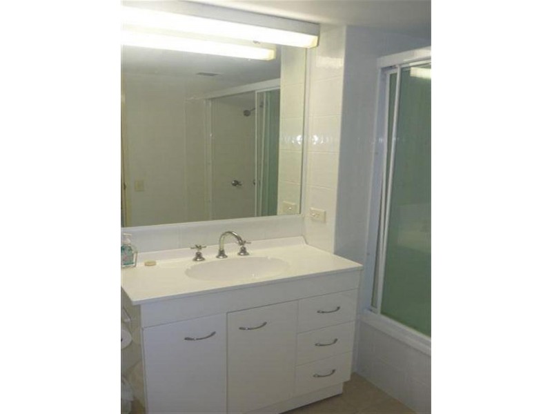 43 Enderley Avenue, Surfers Paradise QLD 4217