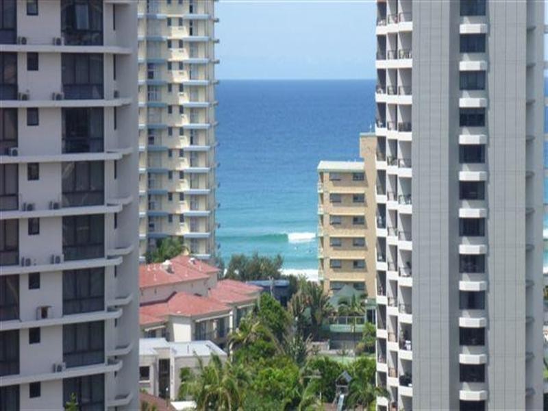 43 Enderley Avenue, Surfers Paradise QLD 4217