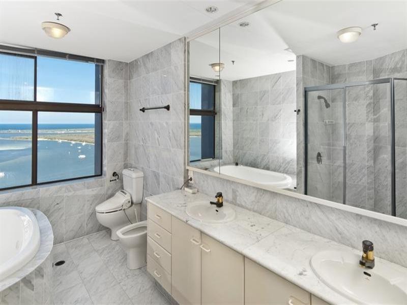 105 Bayview Tower, 21 Bayview Street, Runaway Bay QLD 4216