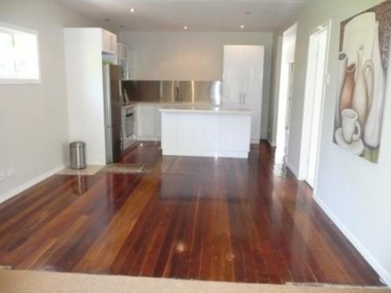 11A Turpin Road, Labrador QLD 4215