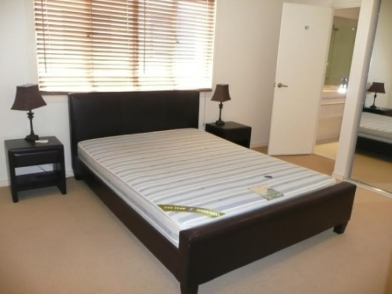 11A Turpin Road, Labrador QLD 4215