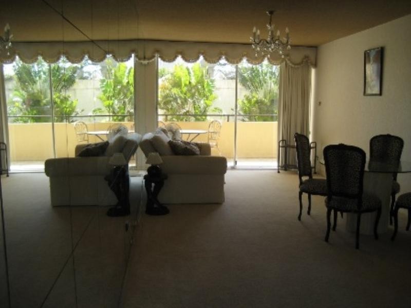 204-40 The Esplanade, Surfers Paradise QLD 4217