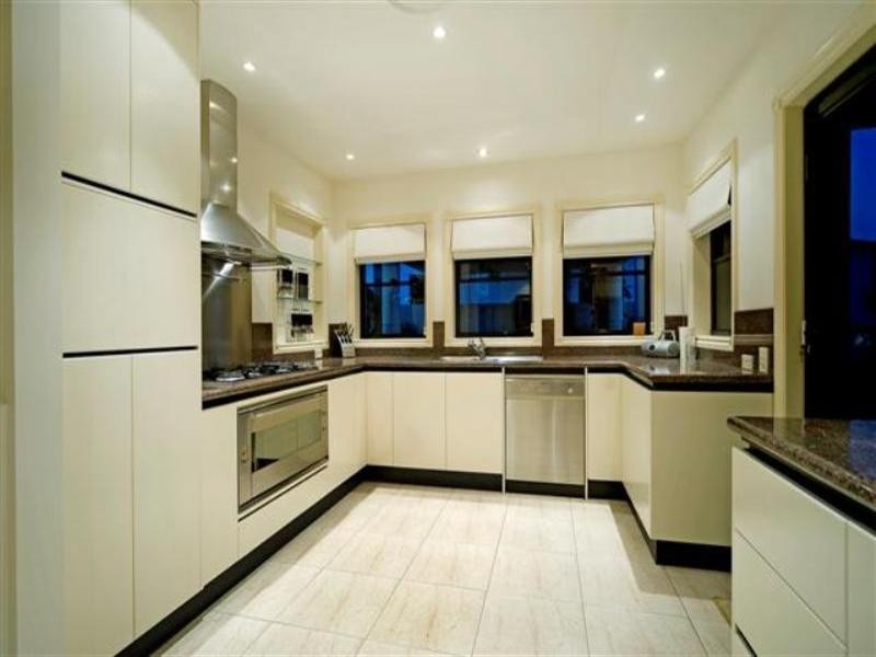 1109 Beechwood Drive, Hope Island QLD 4212