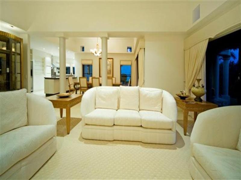 1109 Beechwood Drive, Hope Island QLD 4212