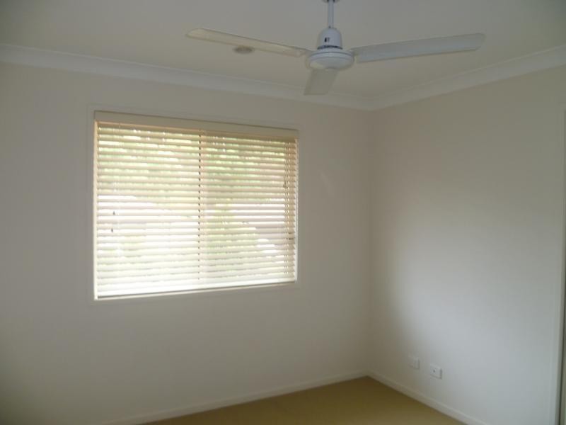 1/44 Pecan Drive, Upper Coomera QLD 4209