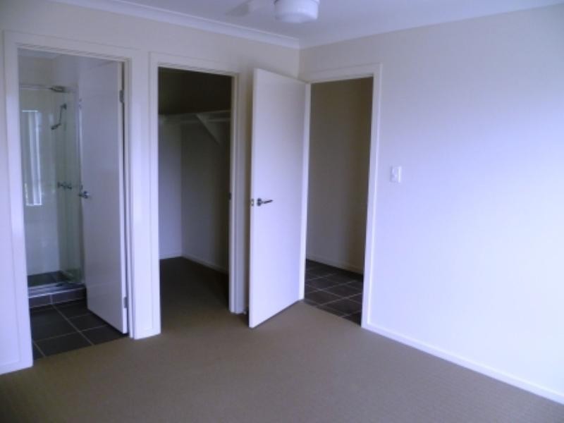 19 Mariner Avenue, Hope Island QLD 4212