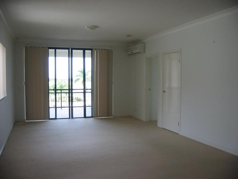 Hope Island QLD 4212