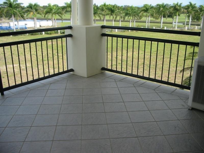 Hope Island QLD 4212