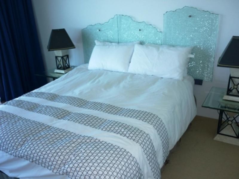 Main Beach QLD 4217