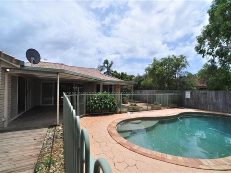 110 Monterey Keys Drive, Helensvale QLD 4212