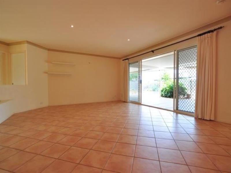 110 Monterey Keys Drive, Helensvale QLD 4212