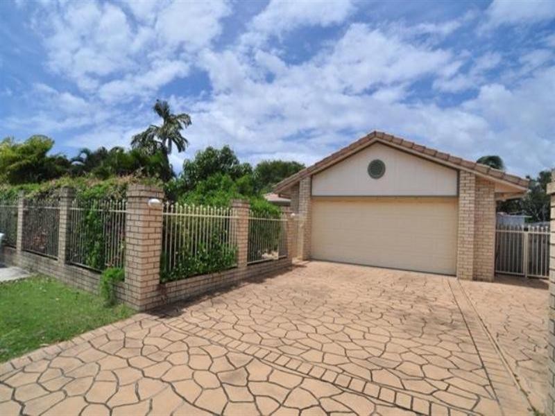 110 Monterey Keys Drive, Helensvale QLD 4212
