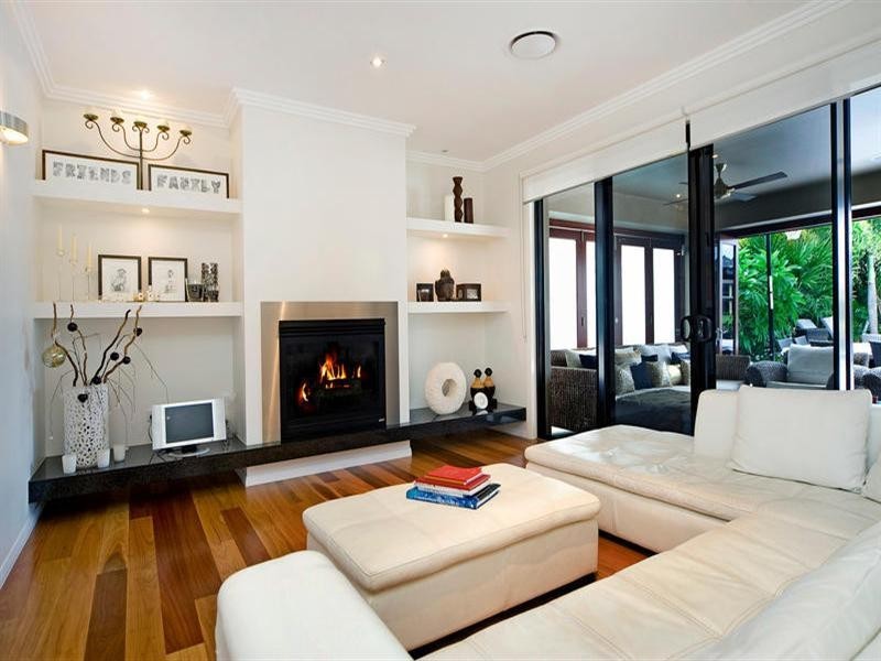 2324 Cressbrook Drive, Hope Island QLD 4212