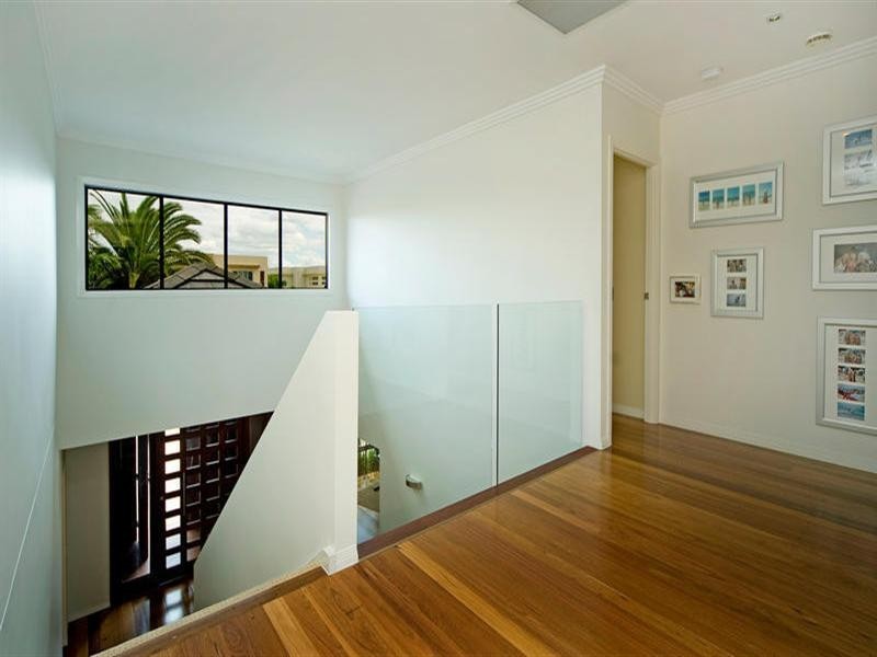 2324 Cressbrook Drive, Hope Island QLD 4212