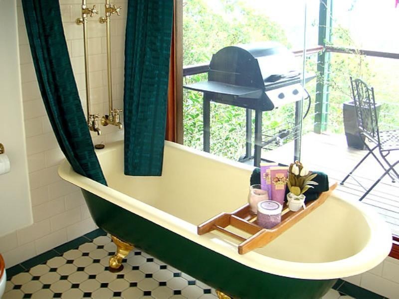 1714 Tamborine-Oxenford Road, Wongawallan QLD 4210