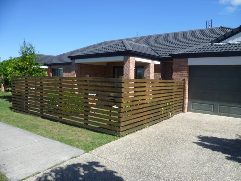 2/20 Turnbull Drive, Upper Coomera QLD 4209