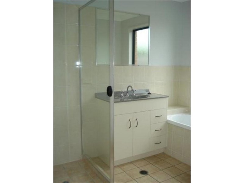 2/20 Turnbull Drive, Upper Coomera QLD 4209