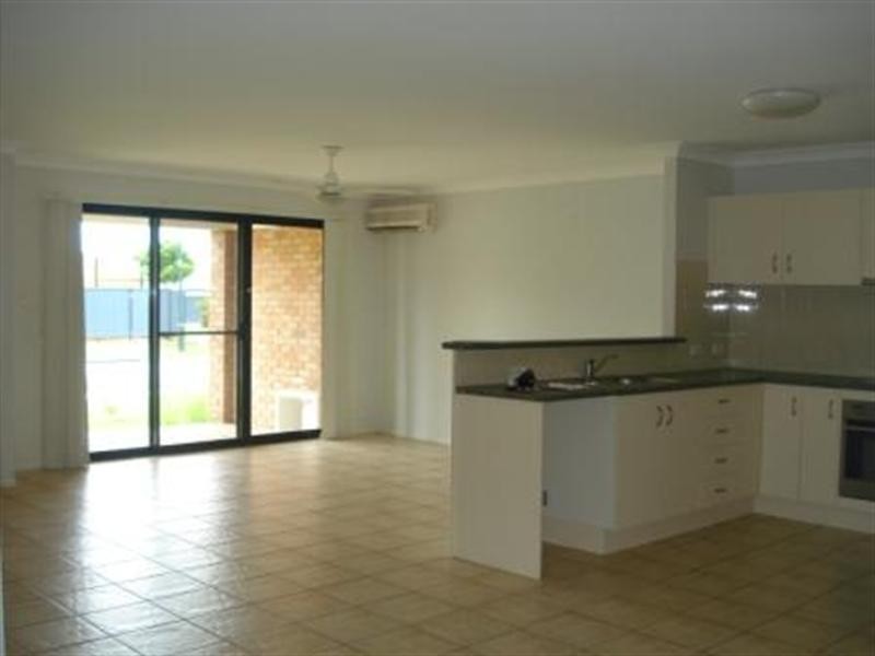 2/20 Turnbull Drive, Upper Coomera QLD 4209