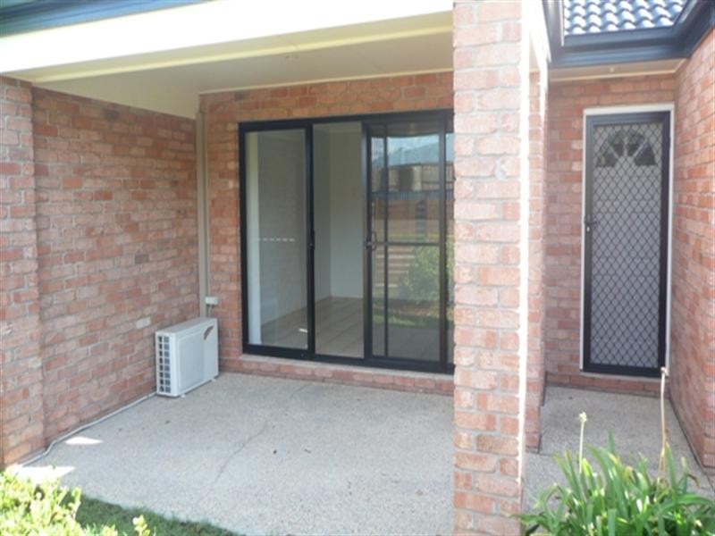 2/20 Turnbull Drive, Upper Coomera QLD 4209