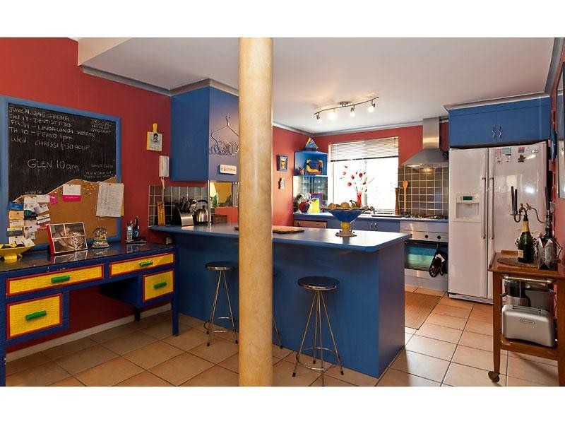 23 Pine Avenue, Surfers Paradise QLD 4217