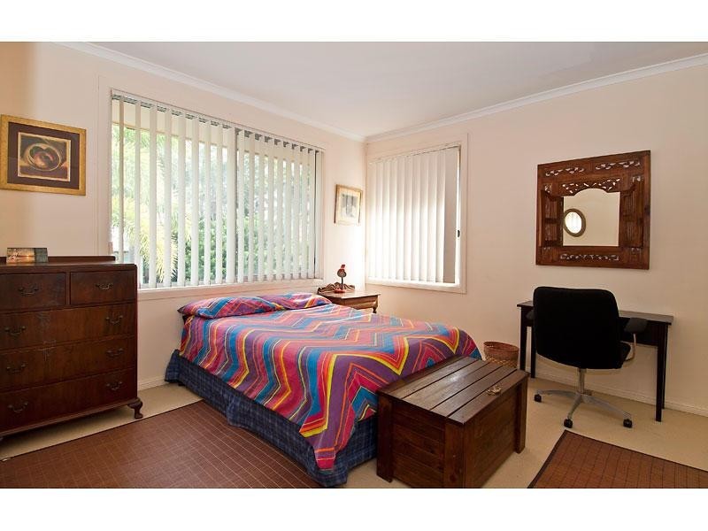 23 Pine Avenue, Surfers Paradise QLD 4217