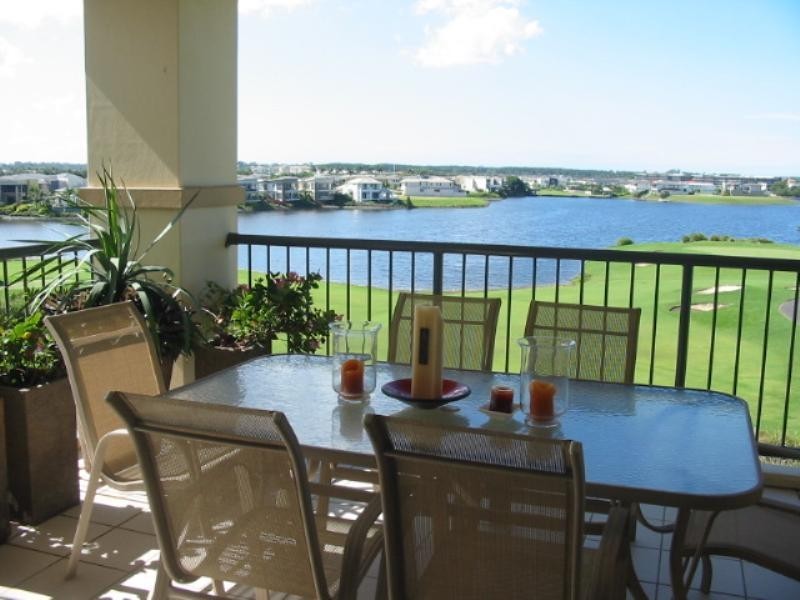 Hope Island QLD 4212