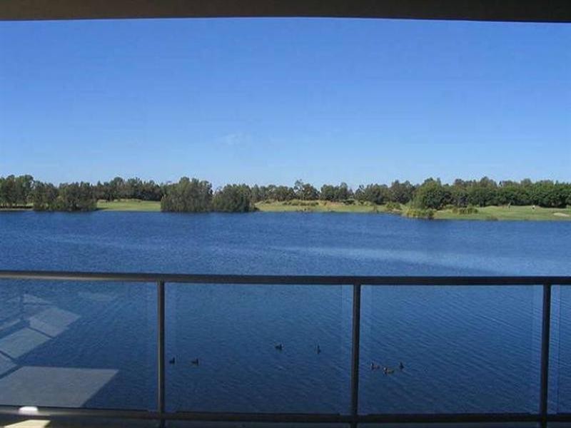 Hope Island QLD 4212