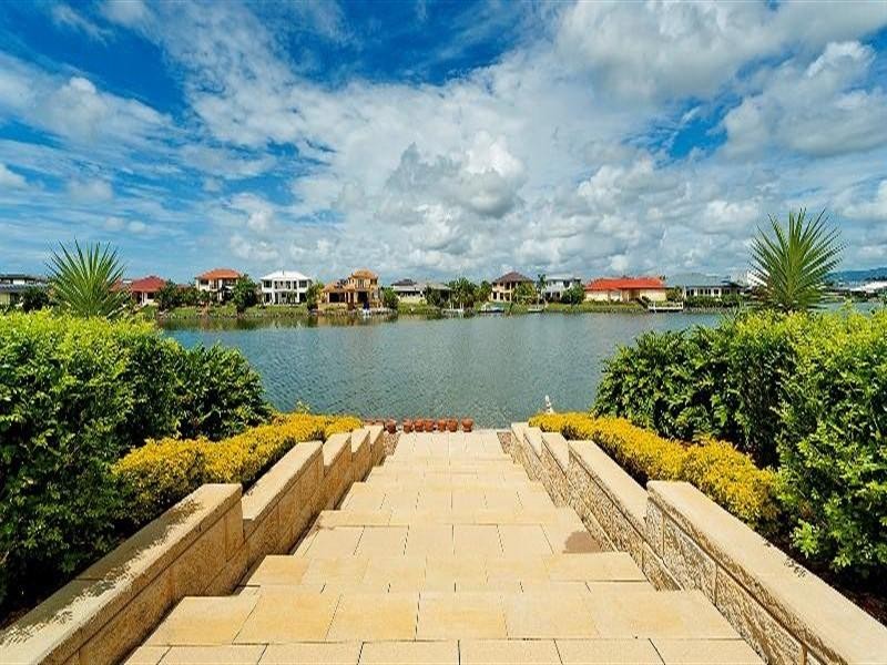 46 The Peninsula, Helensvale QLD 4212