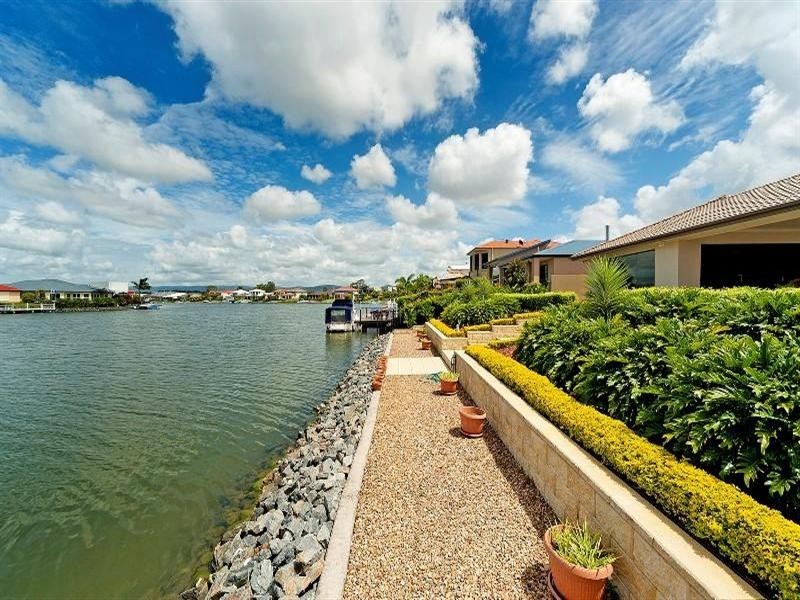 46 The Peninsula, Helensvale QLD 4212