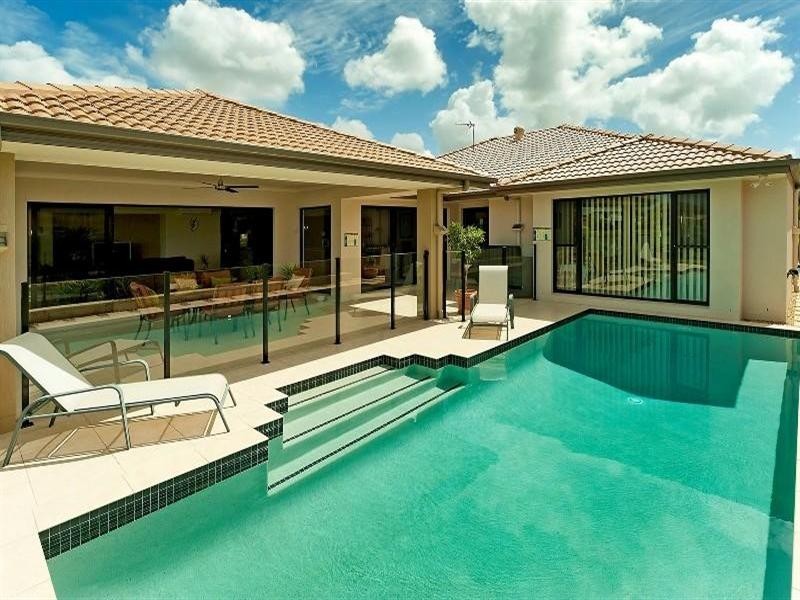 46 The Peninsula, Helensvale QLD 4212