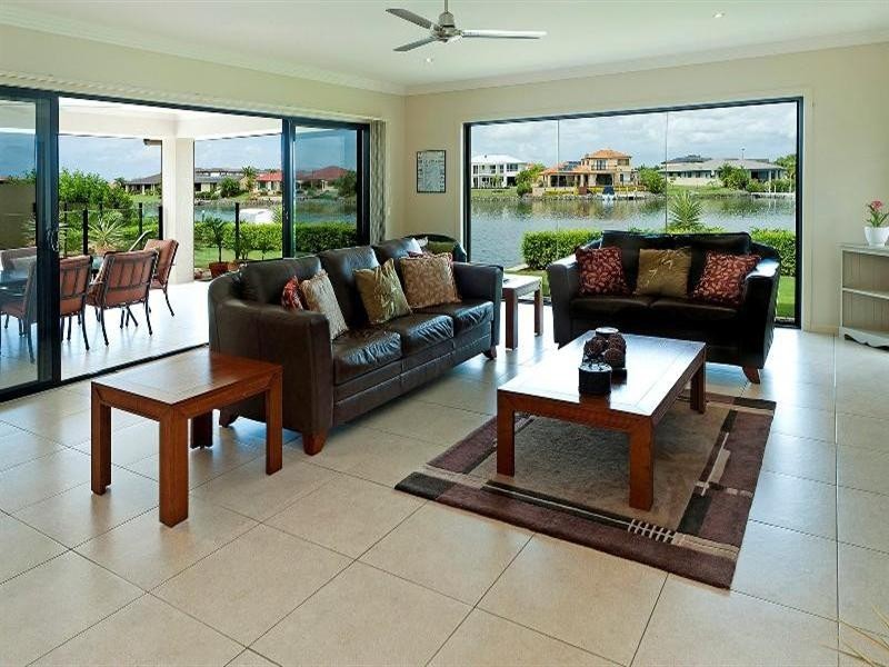 46 The Peninsula, Helensvale QLD 4212