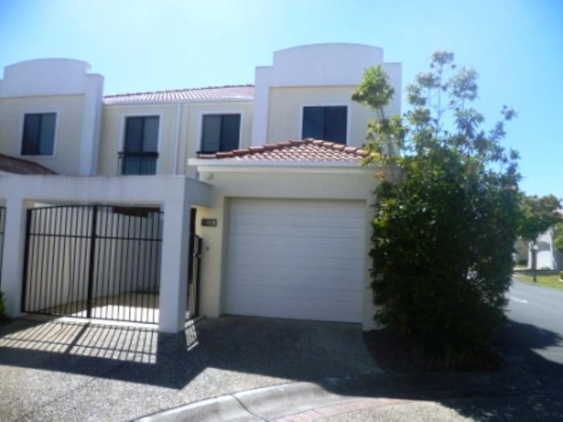 Hope Island QLD 4212