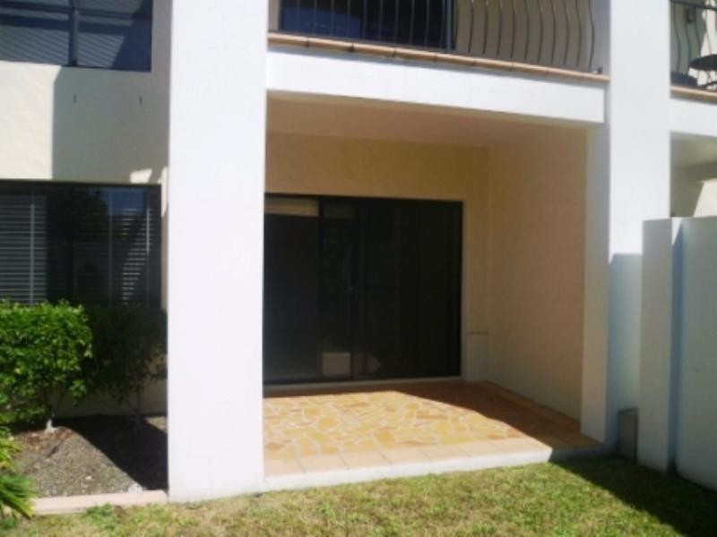 Hope Island QLD 4212