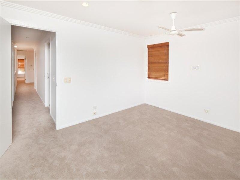 2/45 Woodroffe Avenue, Main Beach QLD 4217