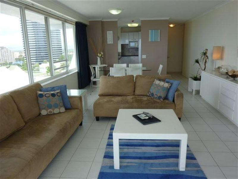 157 Old Burleigh Road, Broadbeach QLD 4218