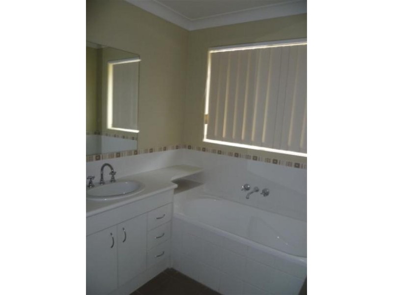 9 Trillers Avenue, Coomera QLD 4209