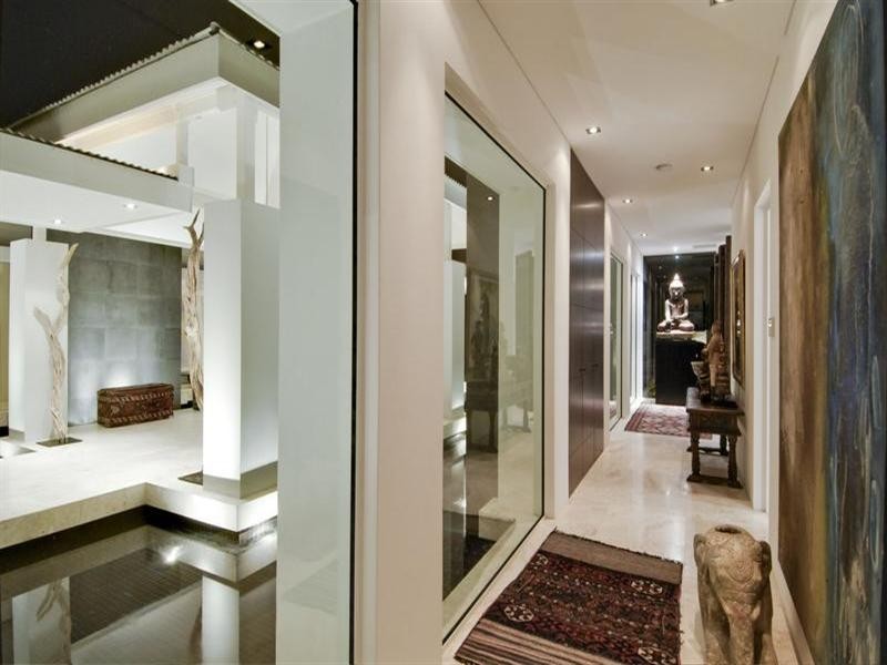 75-77 Monaco Street, Broadbeach Waters QLD 4218